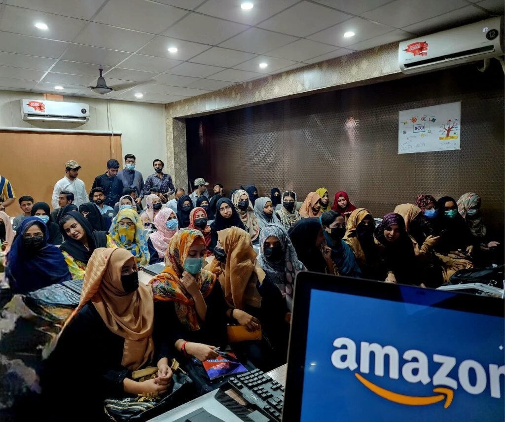 Live Amazon FBA Training Session in Lahore - Female Student Empowerment and Digital Skills at Learning Zone Pakistan